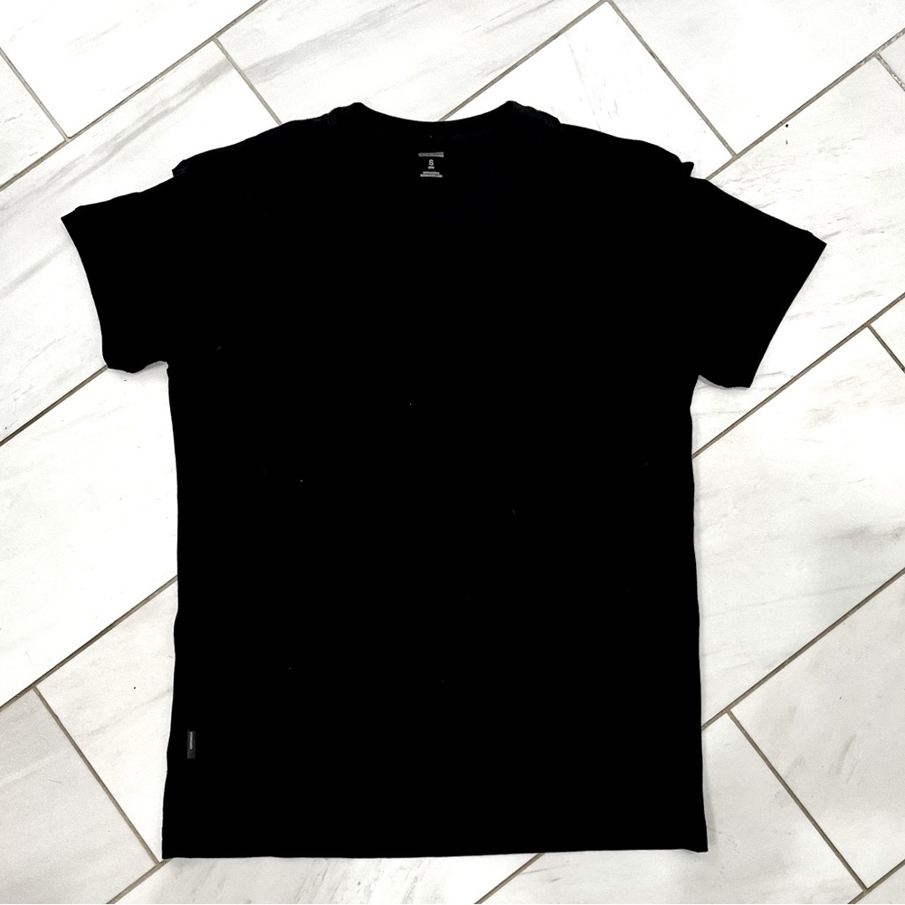 Icebreaker 100% merino wool men’s short sleeve black top, S